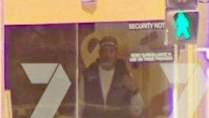 Điều chưa biết về kẻ bắt giữ con tin ở Sydney