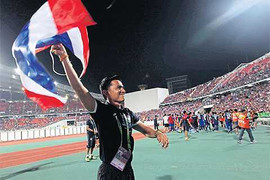 HLV Kiatisak quyết hạ Malaysia, vô địch AFF Cup