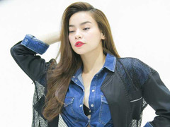 Hà Hồ xinh tươi khoe thân hình quyến rũ