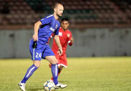 Công Phượng đá cặp với cựu đồng đội Ibrahimovic