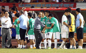 Bầu Đức đại phẫu HAGL, tin dùng Công Phượng, Xuân Trường