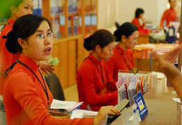 Nhân viên ngân hàng mất ăn, mất ngủ chạy chỉ tiêu cuối năm