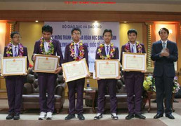 Việt Nam giành 5 huy chương Olympic khoa học trẻ quốc tế