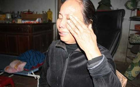 Sập hầm thuỷ điện Đạ Dâng: Mẹ già ngất xỉu, không dám xem cảnh giải cứu con