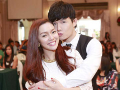 Nathan Lee thể hiện tình cảm với Ngọc Anh
