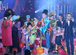 Chung kết Gương mặt thân quen nhí 2014: Kyo York - Uyên Nhi giả Hồng Nhung