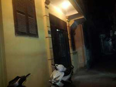 Án mạng kinh hoàng ở Hà Nội: Chồng trẻ đoạt mạng vợ bằng chân bàn