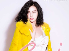 Trà Giang gợi cảm đón Noel