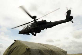 Ai Cập nhận 10 trực thăng Apache của Mỹ để chống khủng bố