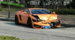 'Thứ 6 đen tối' của Lamborghini ở Trung Quốc