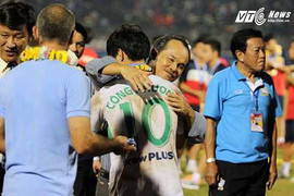 Bầu Đức xót xa khi để U19 đá V-League