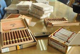 Lô rượu ngoại, thuốc xì gà lậu trị giá hàng tỷ đồng 'tuồn' vào Hà Nội