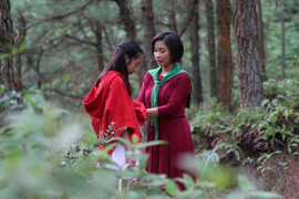 Mỹ Anh khoe giọng hát như thiên thần cùng mẹ Mỹ Linh