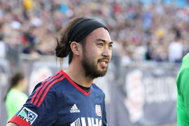 Hà Nội T&T trải thảm đỏ mời Lee Nguyễn