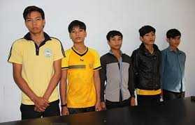 Băng trộm nhí cuỗm tiền, vàng đi chơi game