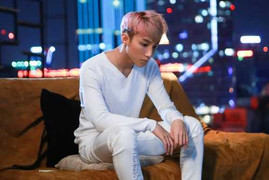 Thủy Tiên mạnh tay đầu tư trang phục