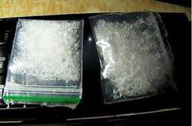 Giấu 40 gói ma túy đá trong thùng gạo