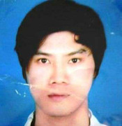 Cầm súng đi cướp tiền quán game ở TP.HCM