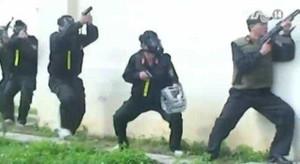 Diễn tập chống khủng bố, giải cứu con tin tại cảng hàng không Cam Ranh