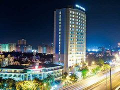 Buôn nhà đất: Người trúng đậm ngàn tỷ, kẻ tù tội nợ nần