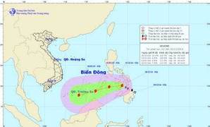 Bão gần biển Đông giật cấp 10 hướng về đảo Trường Sa