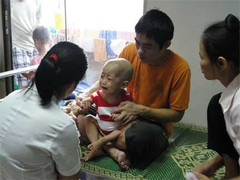 Giảm chi bảo hiểm thuốc chữa ung thư, bệnh nhân 'ngồi trên đống lửa'