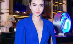Yến Trang rạng rỡ sang trọng dự tiệc
