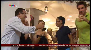 Video: Người nước ngoài tưng bừng đón Tết ở TP.HCM