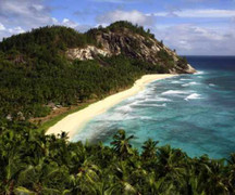 10 địa danh cần đến 'thăm ngay kẻo mất'