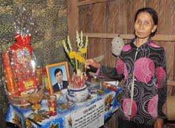 Bị truy lung gắt gao, hung thủ ném xác xuống sông ra đầu thú