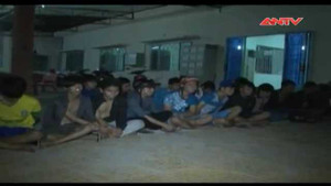 Video: Vây bắt 35 côn đồ vác bom xăng thanh toán lẫn nhau