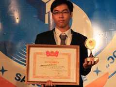 'Chàng trai vàng' sở hữu gần 100 giải thưởng tin học