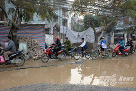 Ám ảnh con đường 'giời đày' giữa lòng Thủ đô