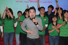 Hồng Dương 'M4U' cháy hết mình cùng sinh viên Sư phạm