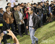 Đội bóng bầu Đức nhận án phạt đầu tiên ở V-League 2015