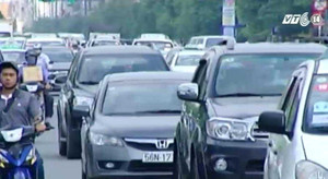 TP.HCM: Có chỗ đỗ xe mới được mua ôtô