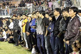 Trưởng Ban kỷ luật VFF: Khán giả làm BTC sân Pleiku bị phạt