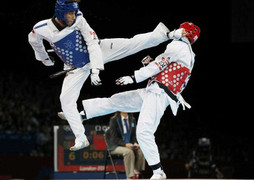10 pha hạ knock-out nhanh gọn của môn võ Taekwondo