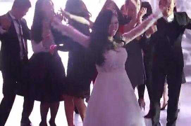 Tâm Tít có bầu vẫn nhảy sung trong đám cưới