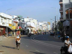 Di chuyển theo đường cong không bật tín hiệu: 'Cấm CSGT thổi phạt'