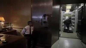 Clip: Tên trộm ma mãnh đánh lừa cảnh sát