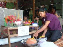 Tông xe máy vào đàn trâu, người đàn ông chết thảm