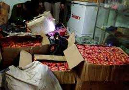 Khám xét kho pháo lậu lớn của 'nữ quái' Hải Dương