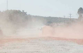 Dân dựng biển dọa chặn quốc lộ 13: Bình Phước họp khẩn