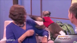 Top 25 sự cố hài hước nhất trên truyền hình