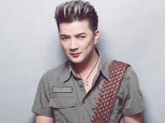 Mr Đàm tái ngộ khán giả sau liveshow hoành tráng