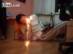 Cách lấy lửa châm thuốc cực dị