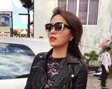 Hoa hậu Kỳ Duyên mặc hàng hiệu gây xôn xao