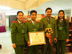 Sinh viên cảnh sát nhận diện tội phạm lừa đảo qua mạng