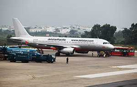 Trễ chuyến, hành khách đòi JetstarPacific trả lại tiền